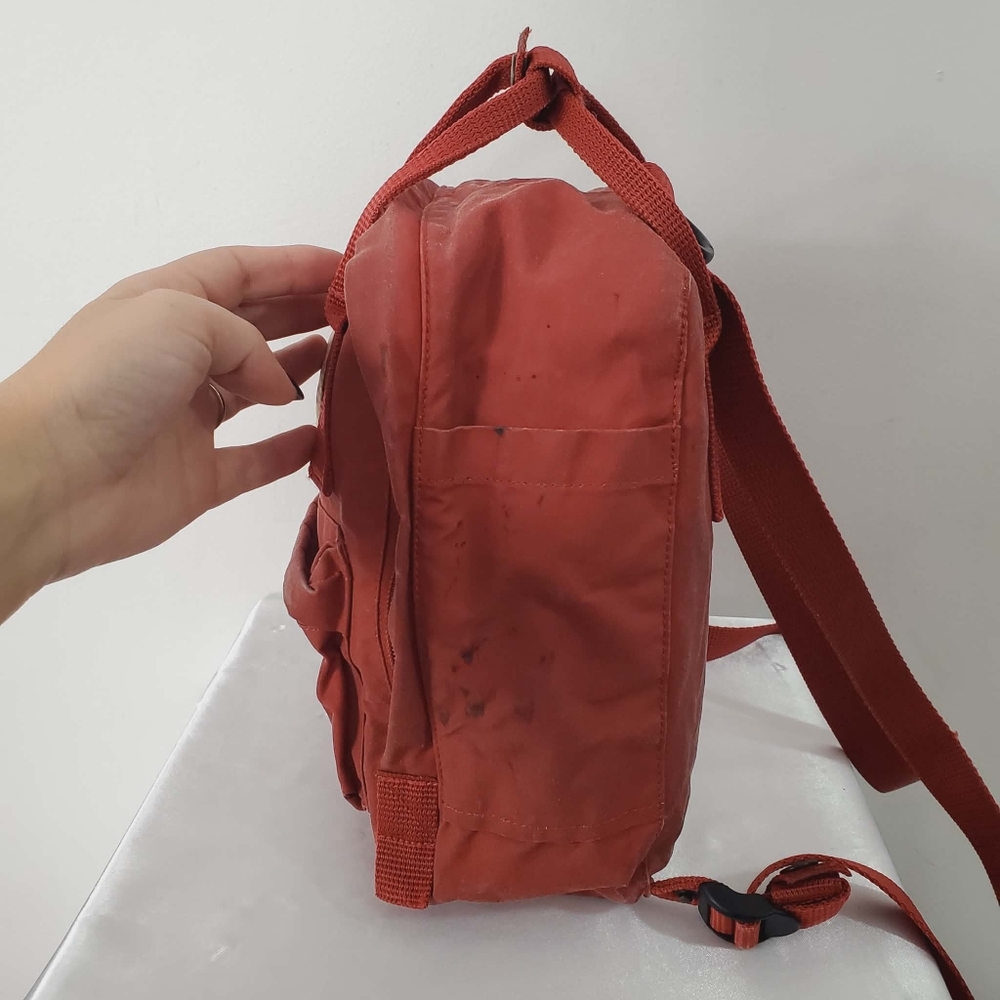 Fjallraven Kanken Mini Backpack - Picture 4 of 14